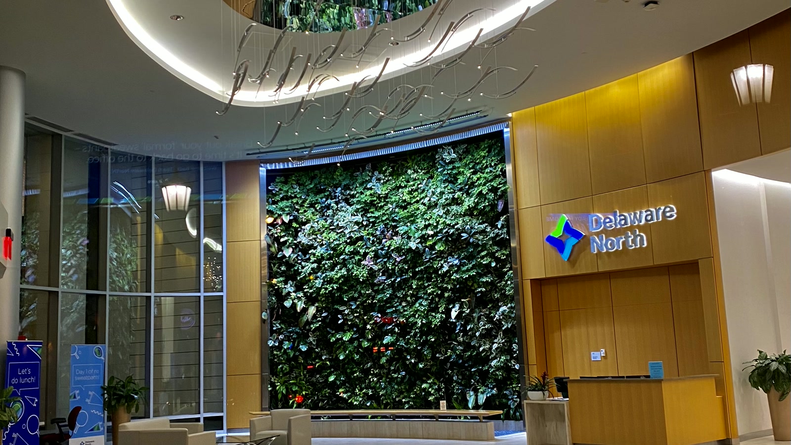 Muurprint in Groningen voor zorgpraktijken en wachtkamers